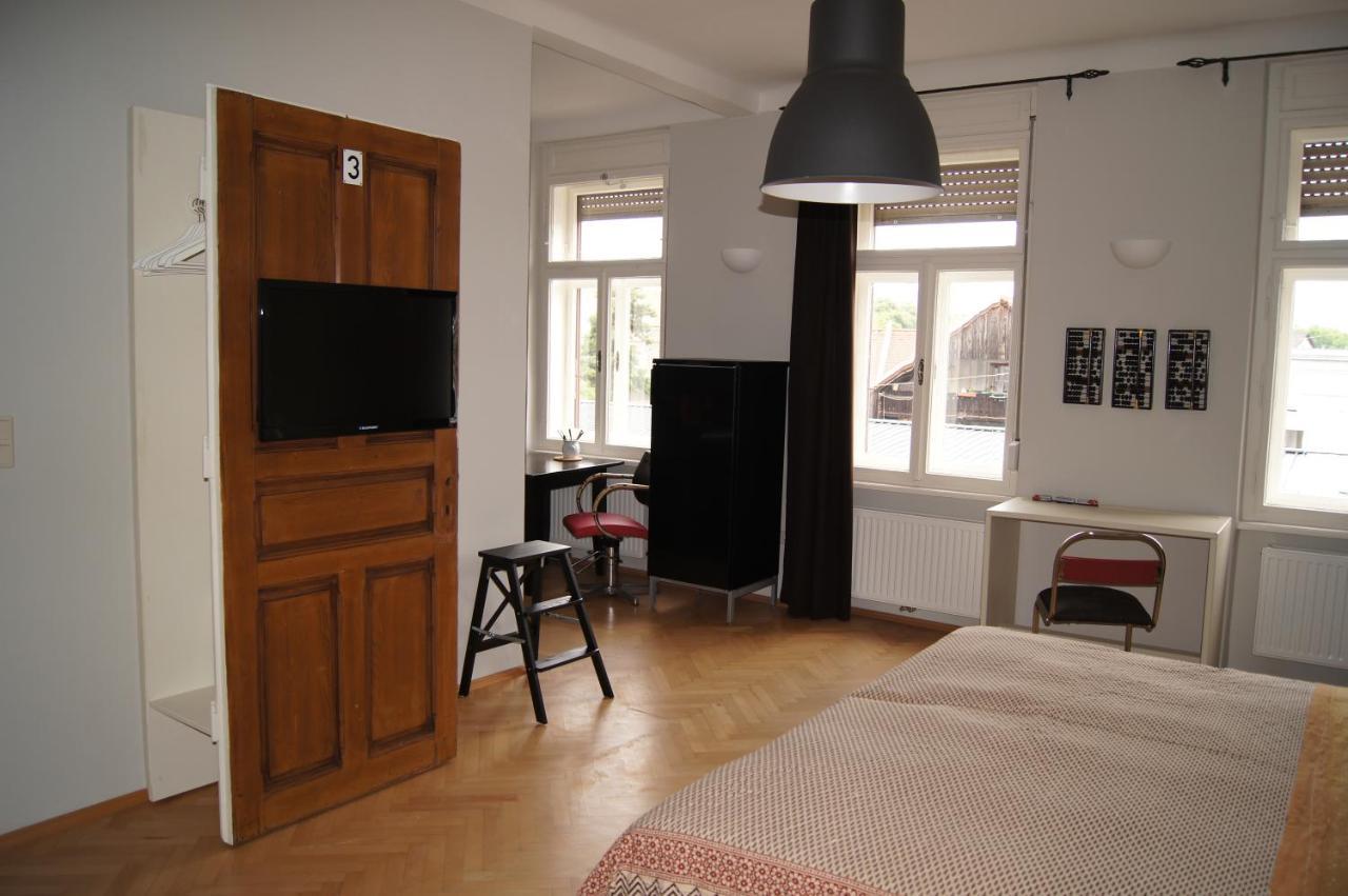 Altstadthaus Cityappartements Грац Екстер'єр фото